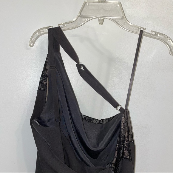 NWT BCBGMAXAZARIA Runway One Shoulder Lace Dress 2